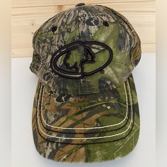 Outdoor Cap Other - MOSSY OAK Men’s Camouflage Durable & Stylish Outdoor Cap One Size Fits Most